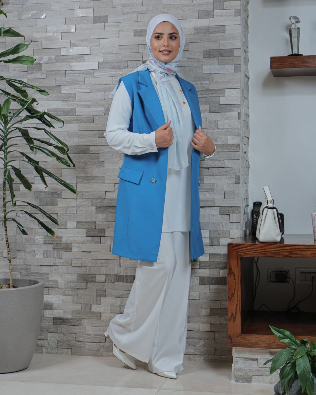 vest - Image 2